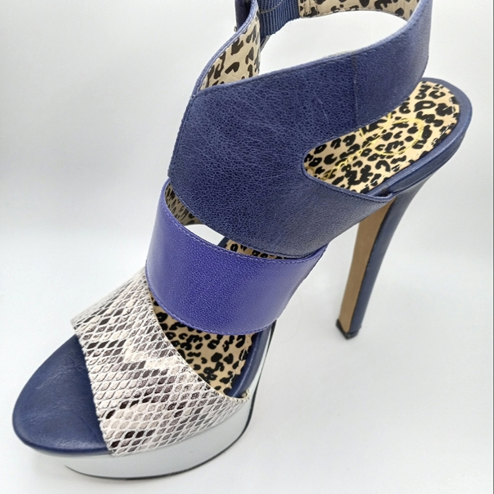 New Leather Jessica Simpson Stilettos Size 7M